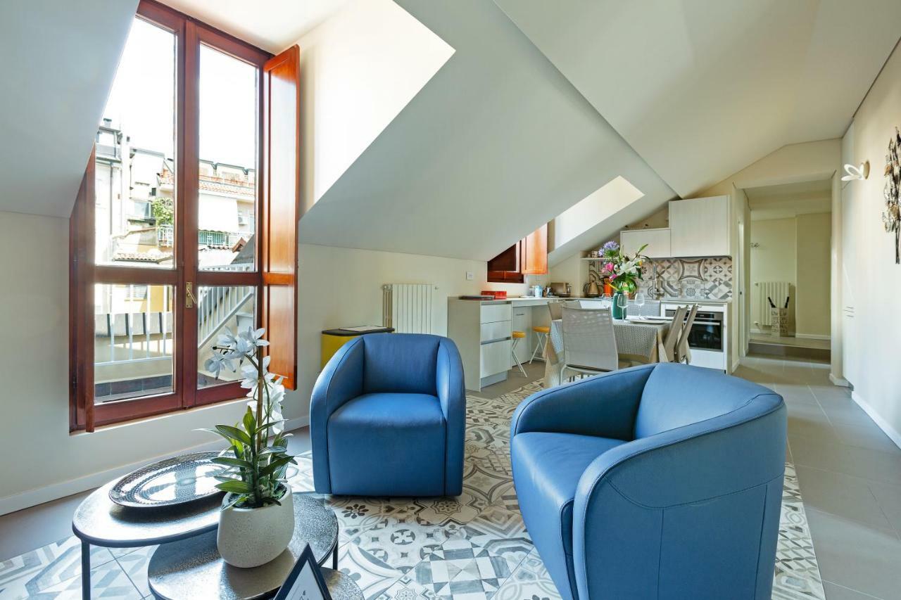 Renovated Penthouse Duomo & Via Torino Apartment Milan Exterior photo